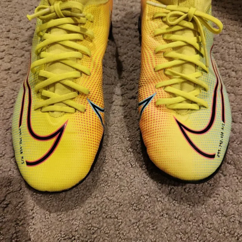 Nike Superfly 7 Club MDS FG/MG Jr Soccer cleat 5.5 Lemon Black/Black-Aurora Gree